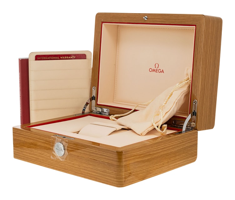 Omega Speedmaster Dark Side of the Moon 311.92.44.51.01.006 Image 5